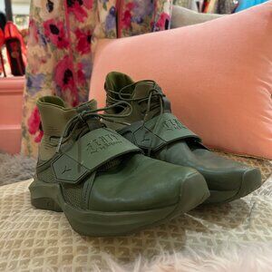 Puma x Fenty Size 8 Trainer Hi Cypress Green